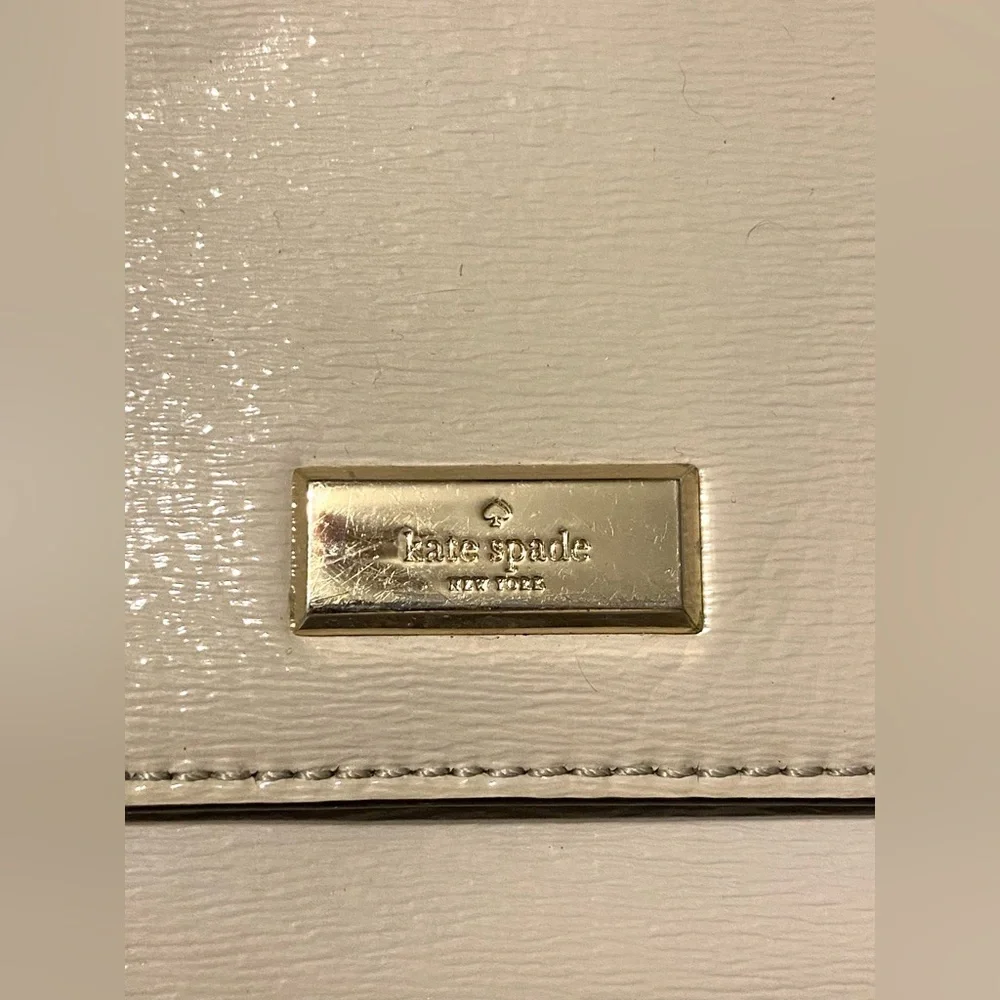 Kate Spade New York Womens Taupe Ivory Leather Detachable Strap Crossbody Bag